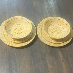 Temp-Tations Yellow OLD WORLD  6 piece place setting